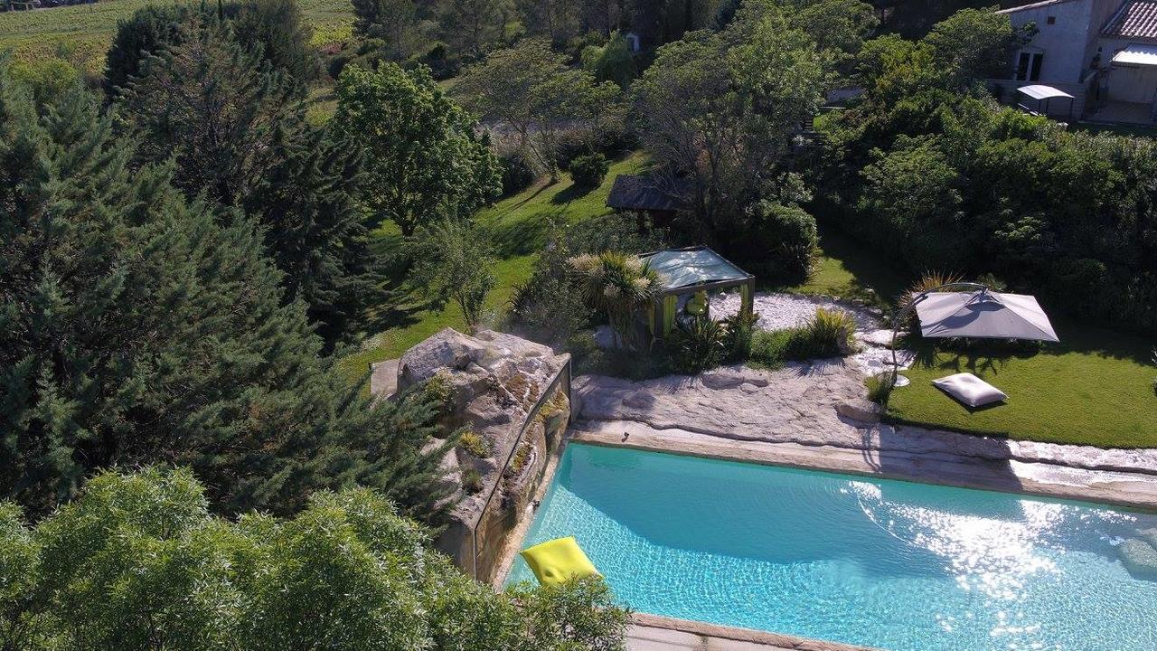 L'Eveil Des Sens Hotel Chateauneuf-le-Rouge Exterior photo